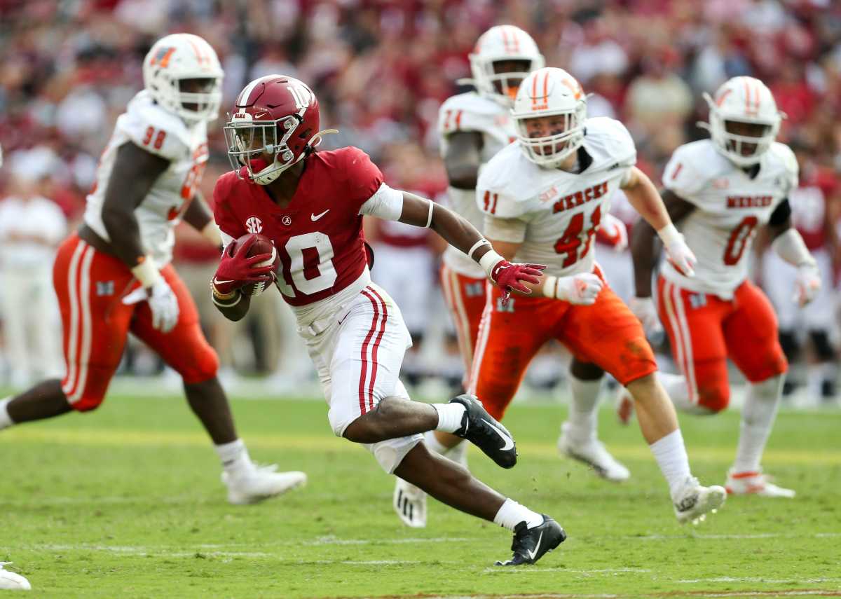 After losing its top two receivers to the NFL Draft, Alabama seems to have found a star in Jojo Earle. 